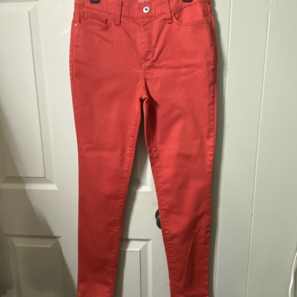 St John’s Bay Skinny leg Orange/ Salmon jeans size 6~29”x29” Excellent con’t.
